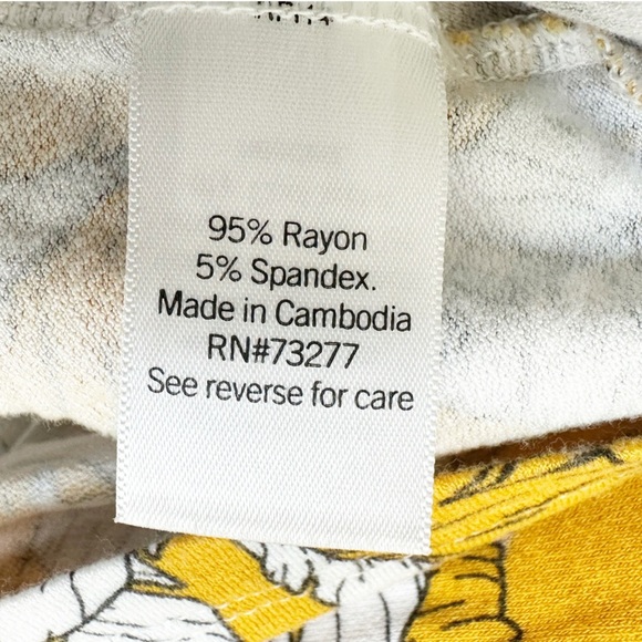 Nine West Palm Leaf Sleeveless Top Size Small Mustard Yellow Tie Front Buttons - Picture 6 of 7